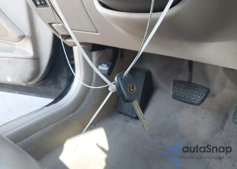 2003 Lexus Es 300 from USA, damaged, VIN JTHBF30G130097198